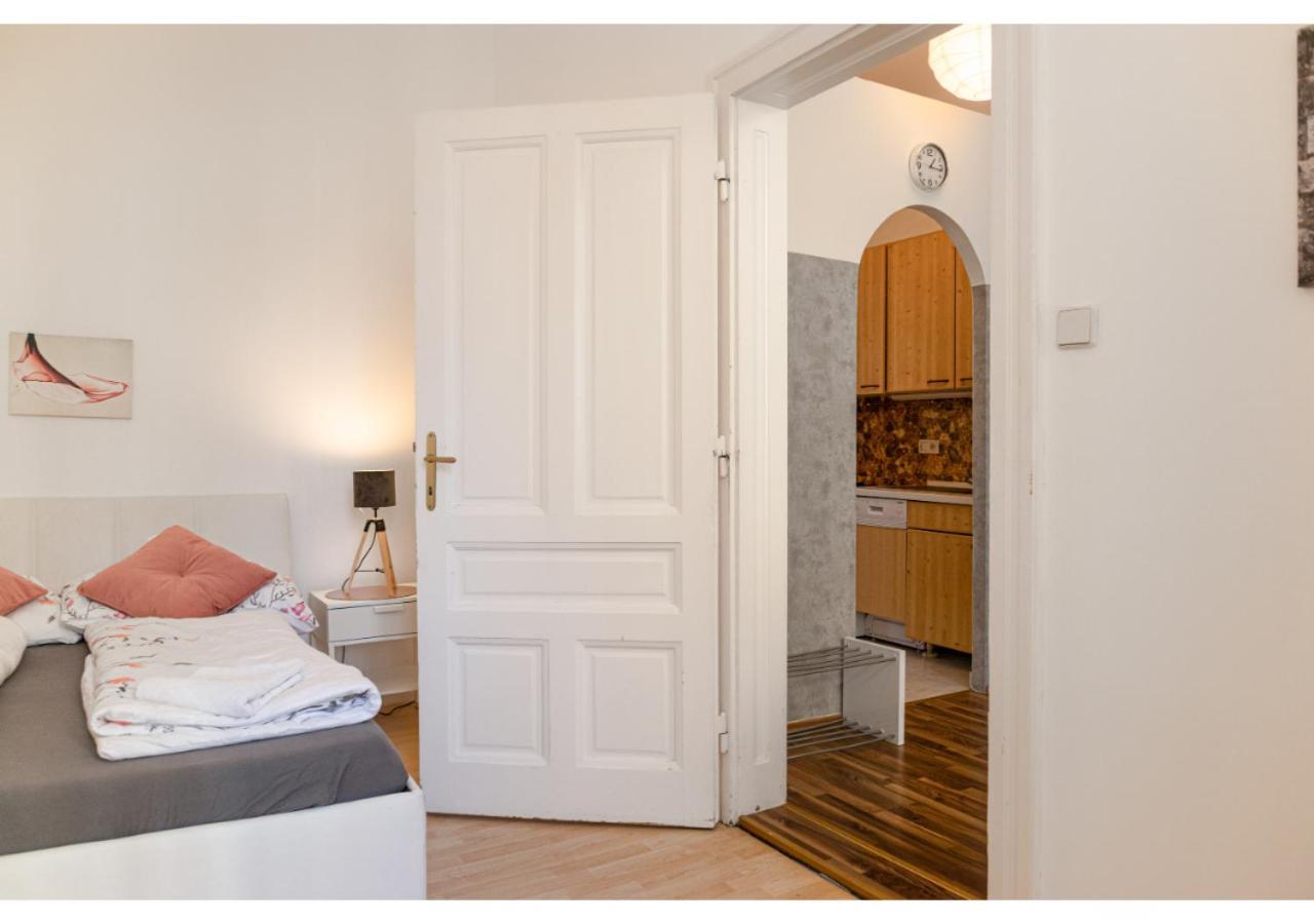 Cheerful 2Br Apartment - Suitable For Longstays Viena Exterior foto
