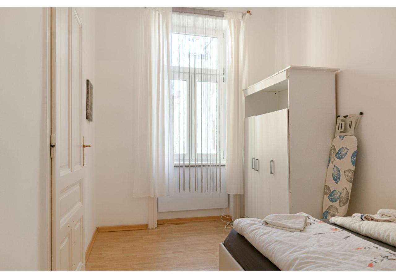 Cheerful 2Br Apartment - Suitable For Longstays Viena Exterior foto